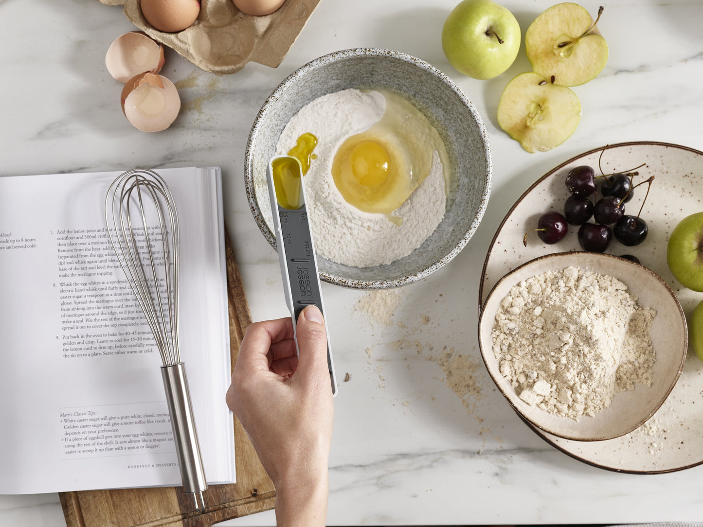 Joseph Joseph Measure-Up Adjustable Measuring Spoon, Measures from 1/4 Tsp to 1 Tbsp