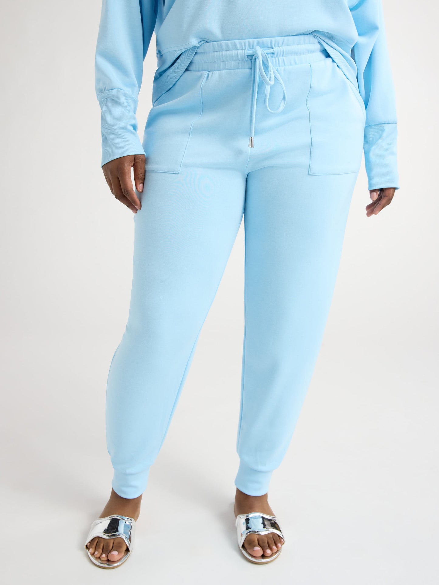 Scoop Women’s and Women’s Plus Ultimate  Scubaknit Joggers, Sizes XS-4X